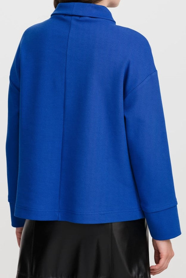 Blouse à col montant