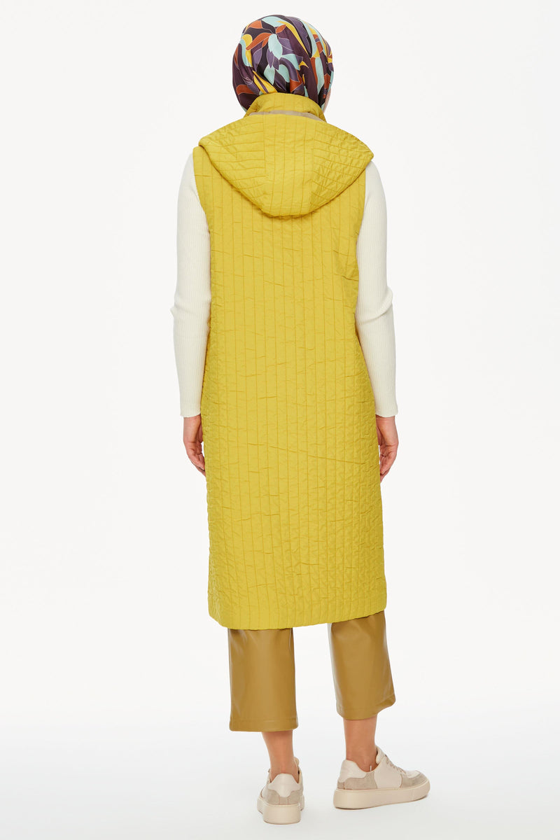 Veste sans manches avec capuche démontable