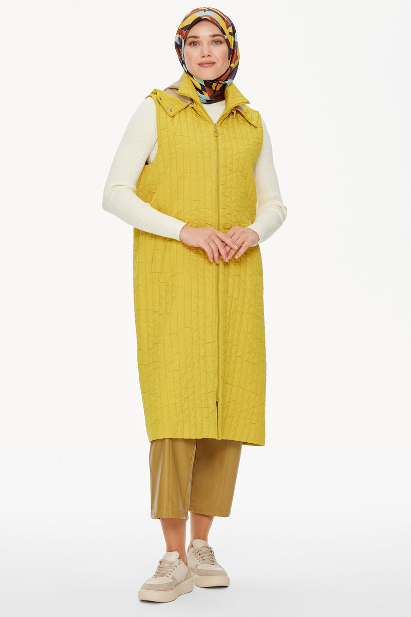 Veste sans manches avec capuche démontable