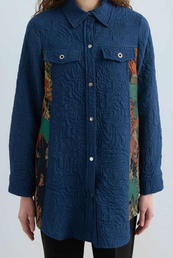 Veste matelassée en jacquard détaillée