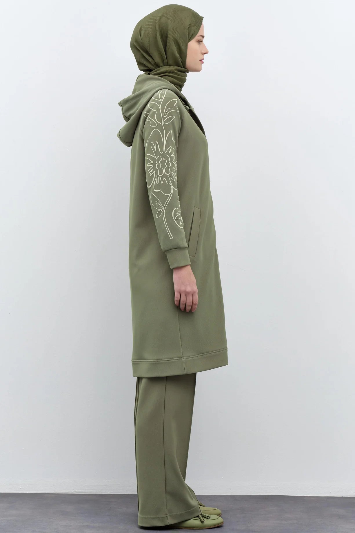 Veste Tricoté avec Manches à Motif Imprimé