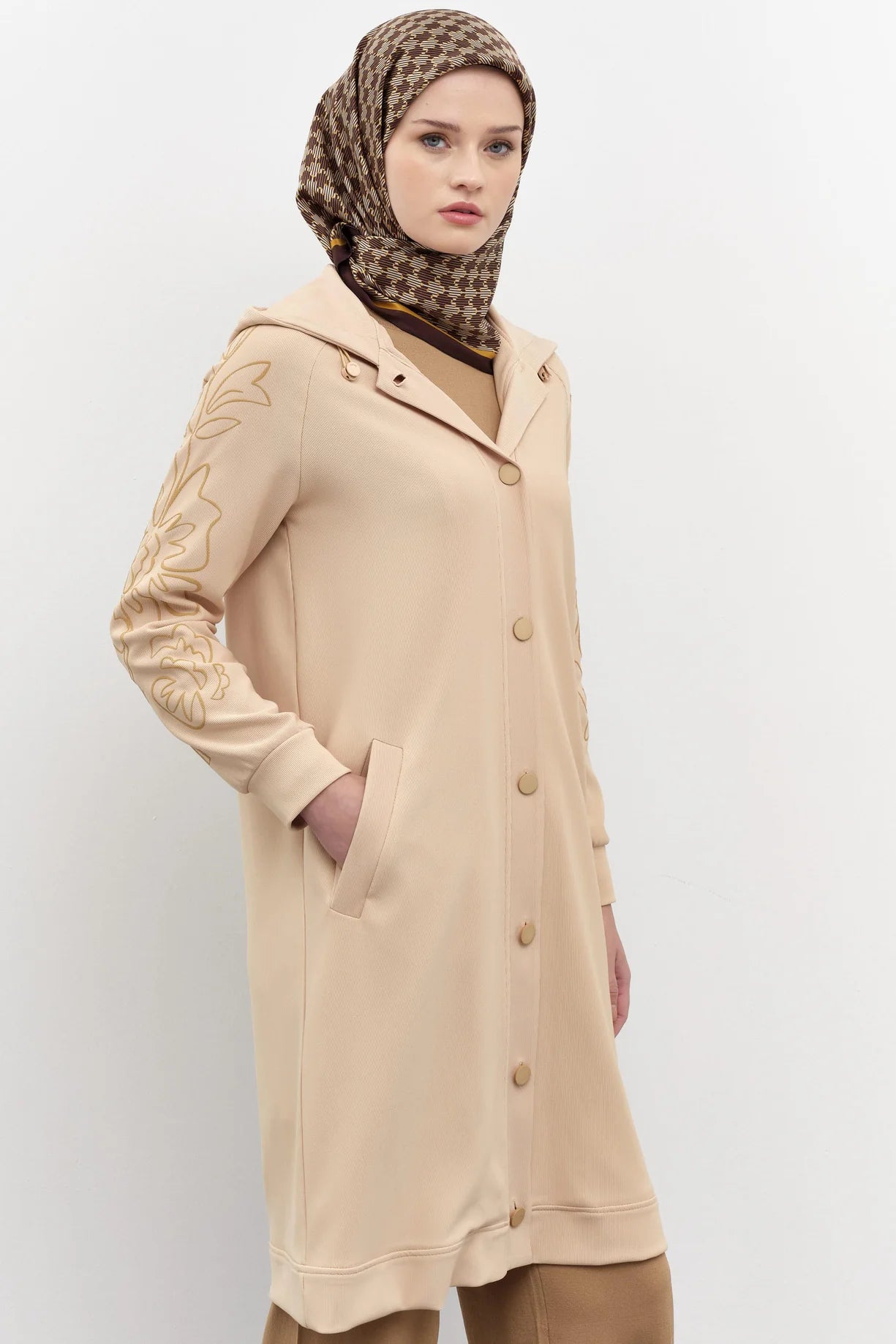 Veste Tricoté avec Manches à Motif Imprimé