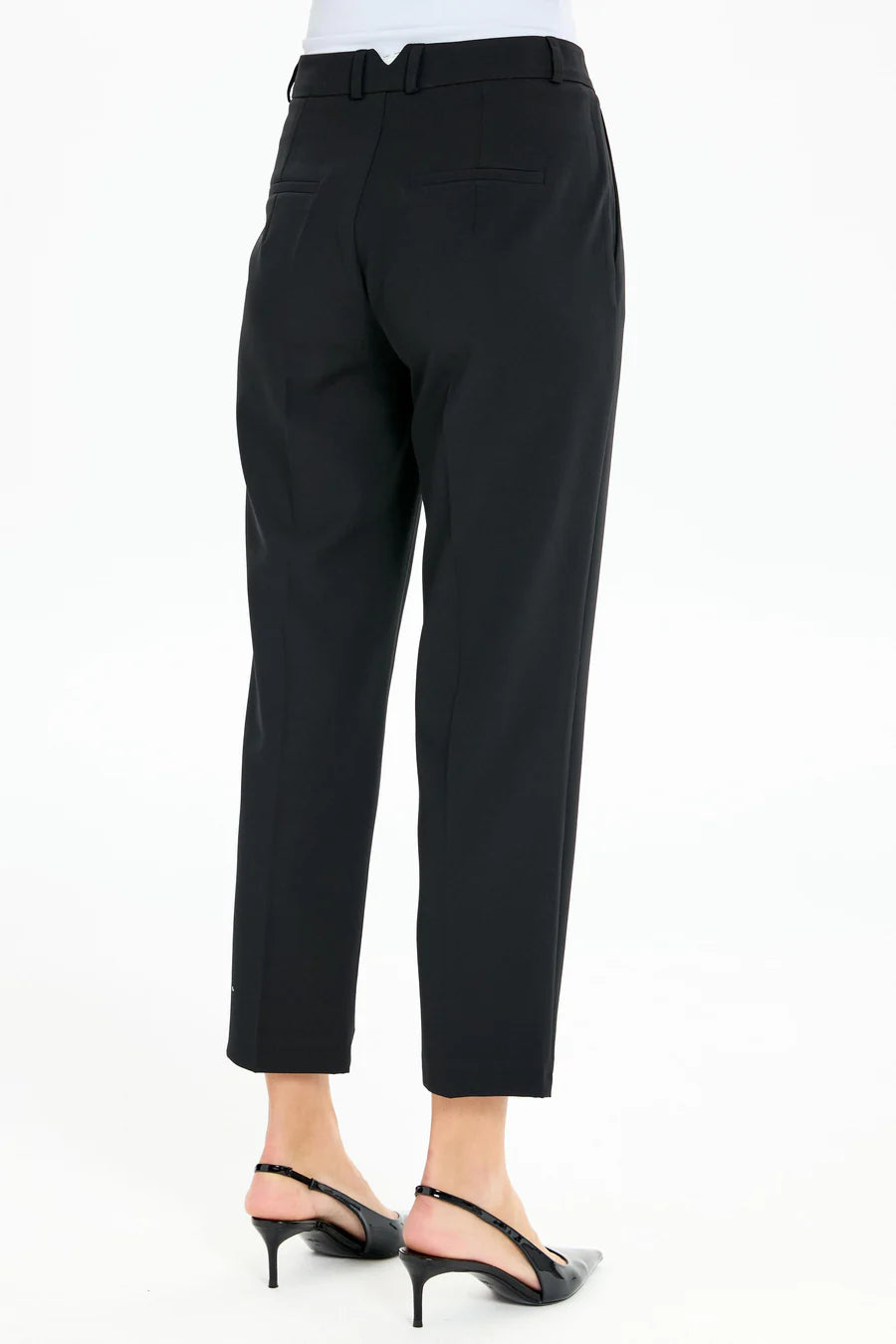 Pantalon basique à simple pli