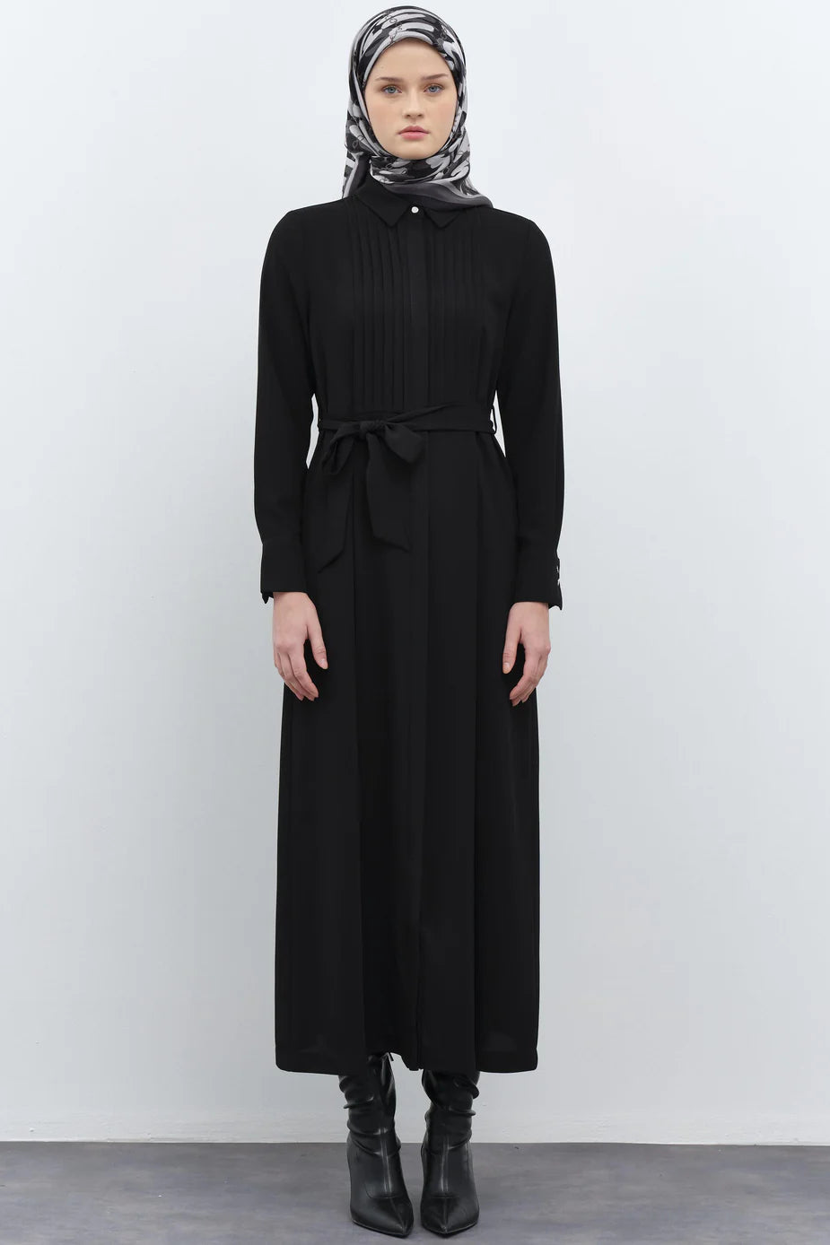 Abaya plissé avec détaillé