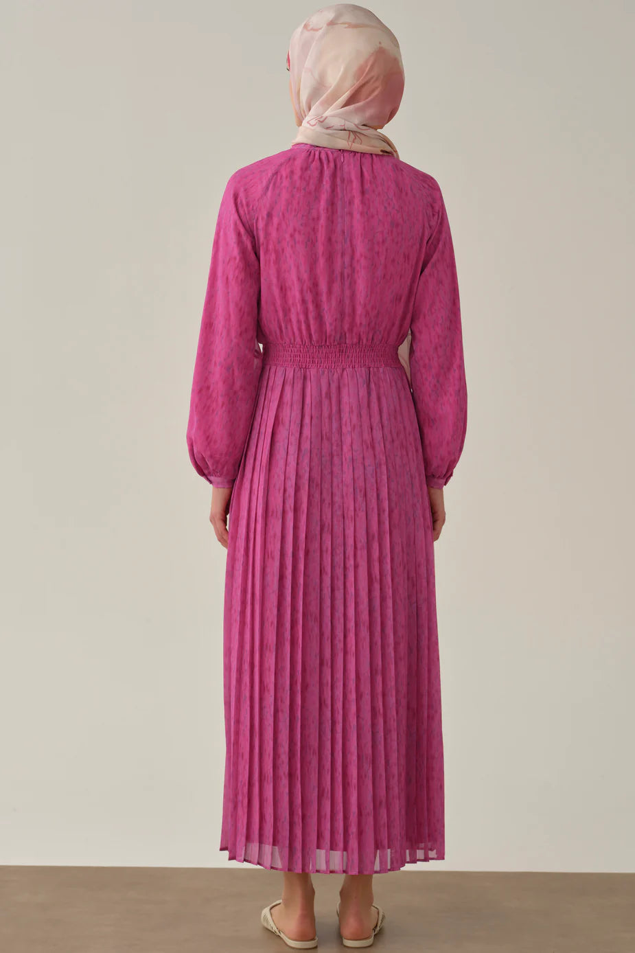 Robe plissée à taille élastique
