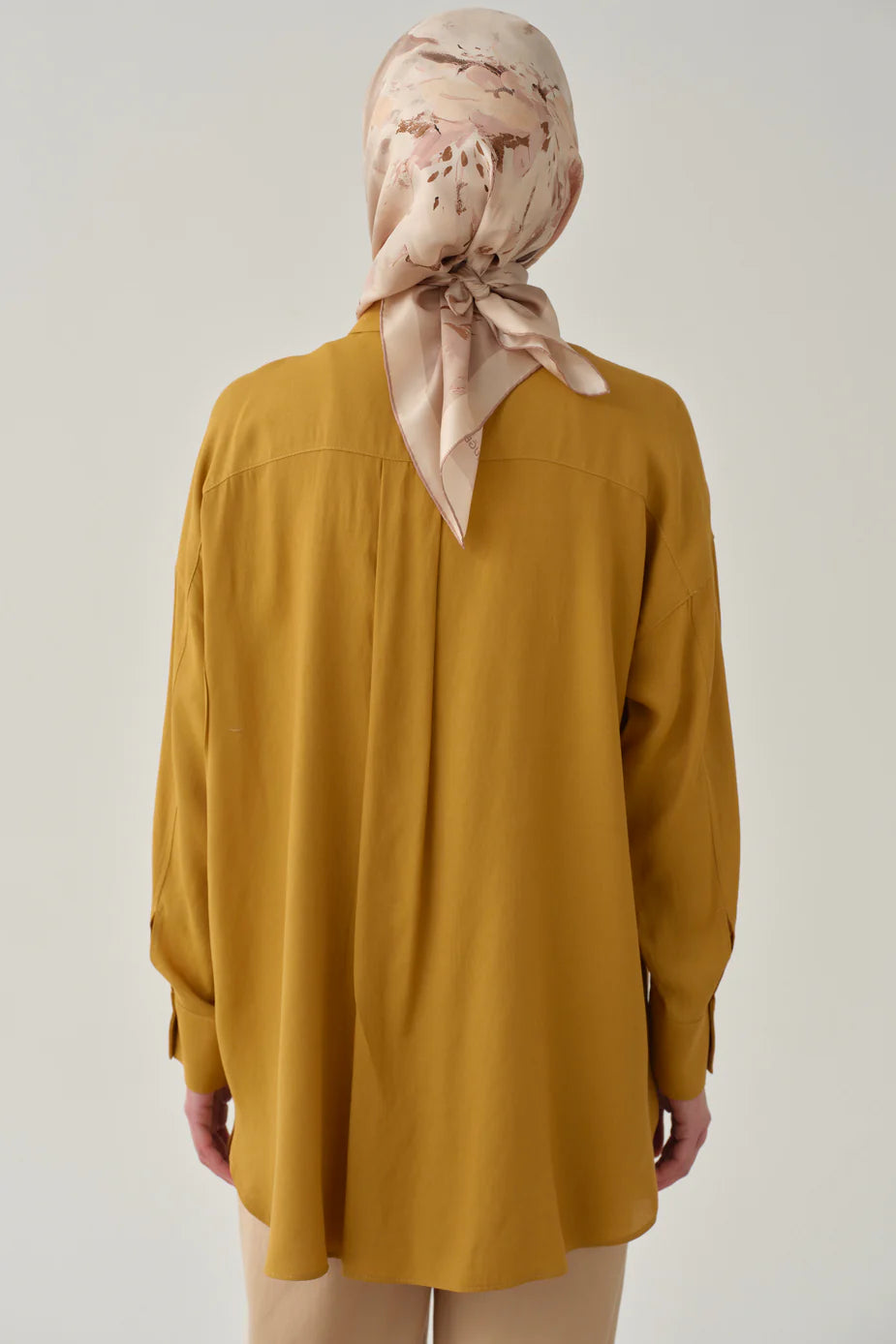 Chemise avec à poches brodées