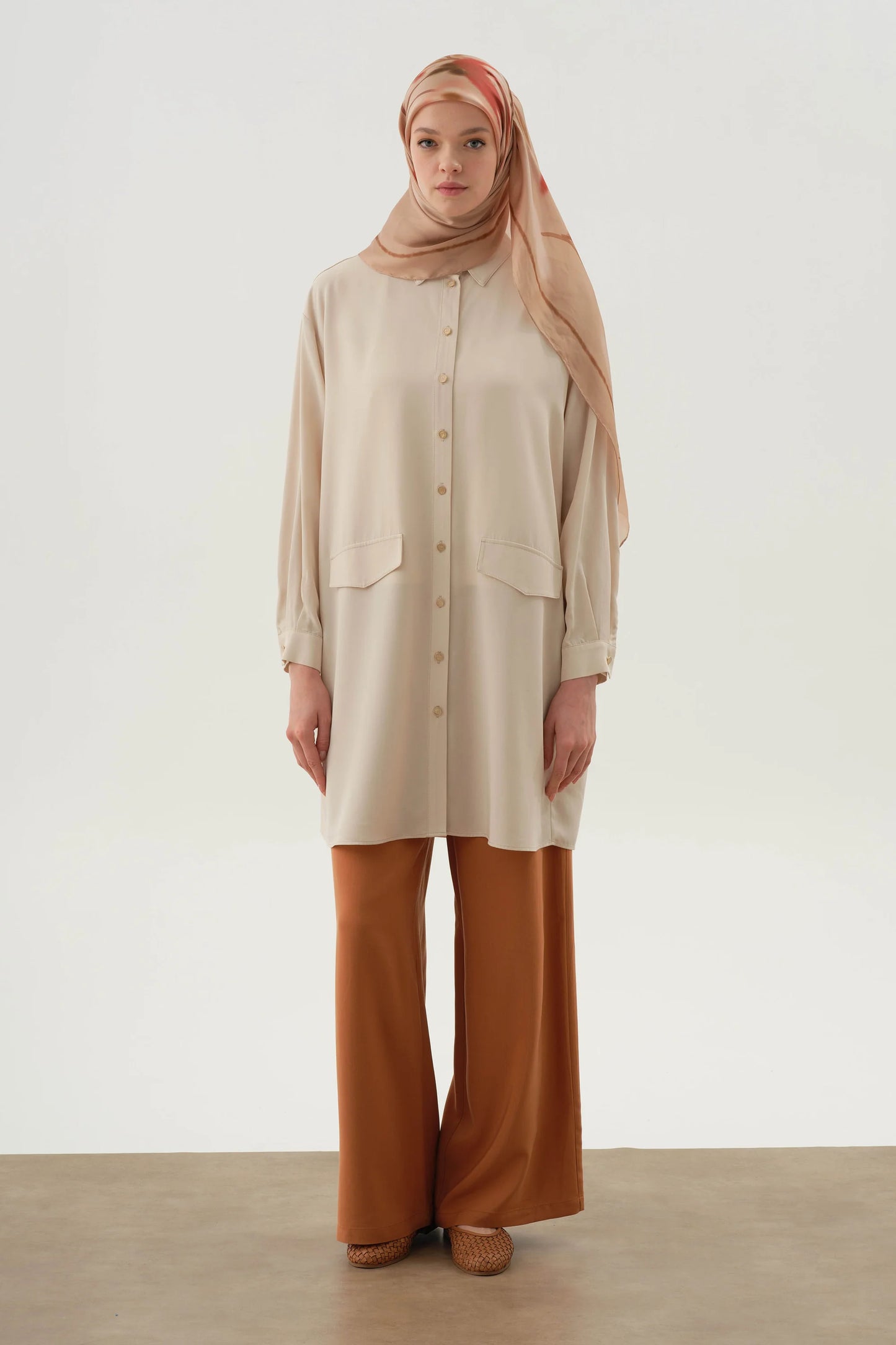 Pantalon large élastique a la taille