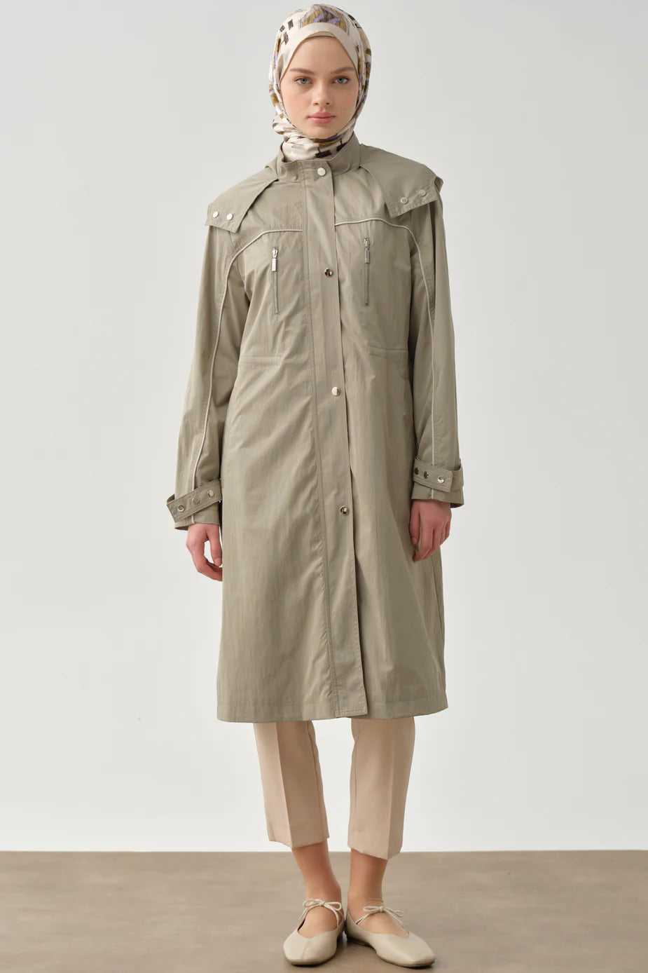 Trench-coat à capuche