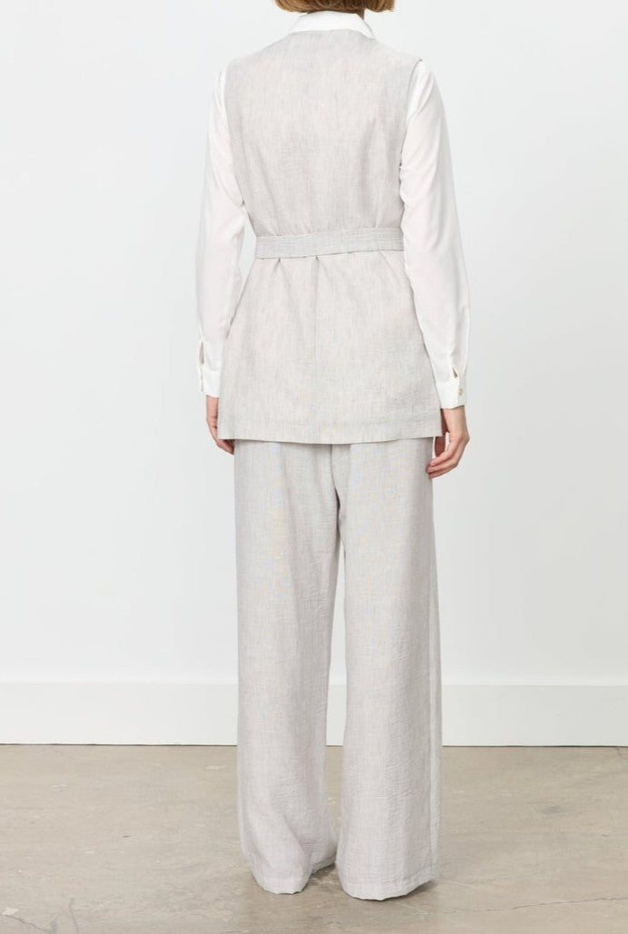 Ensemble avec à fermeture asymétrique