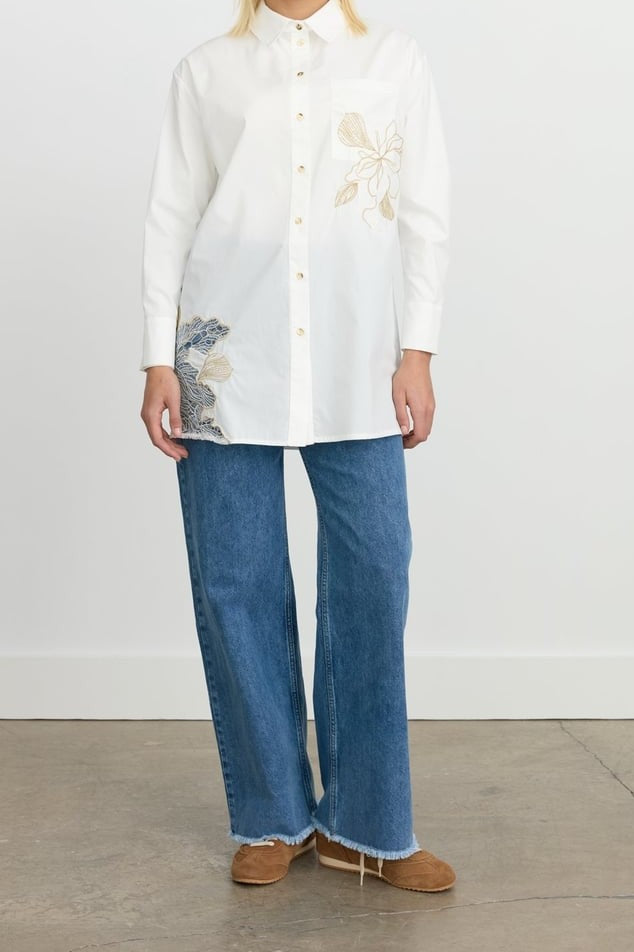 Tunique à col chemise et appliques en dentelle