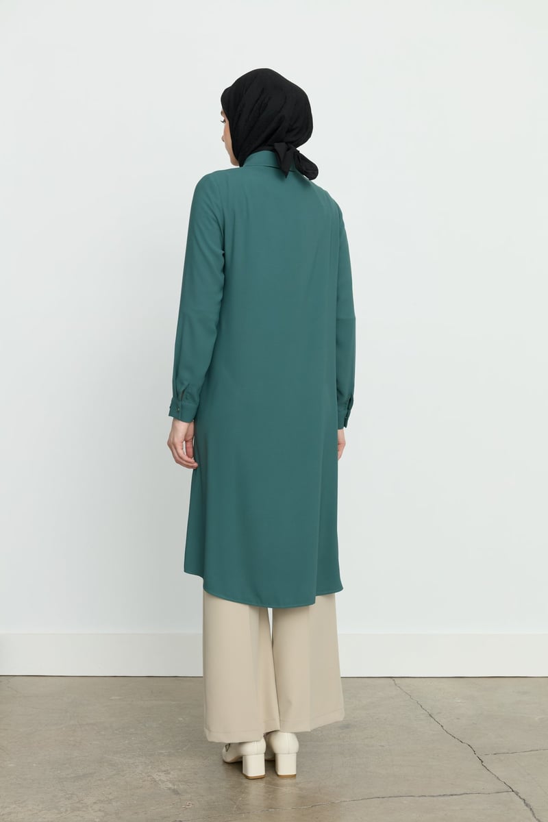 Tunique basique à col chemise