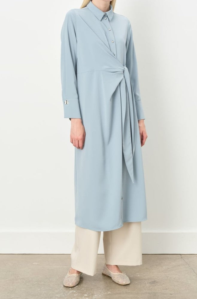 Tunique asymétrique avec détails