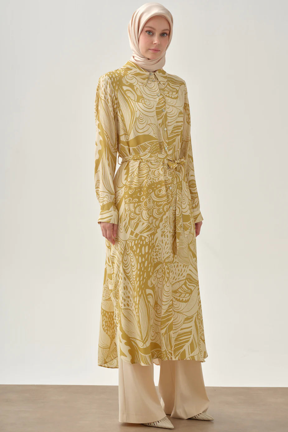 Tunique longue à motifs avec ceinture