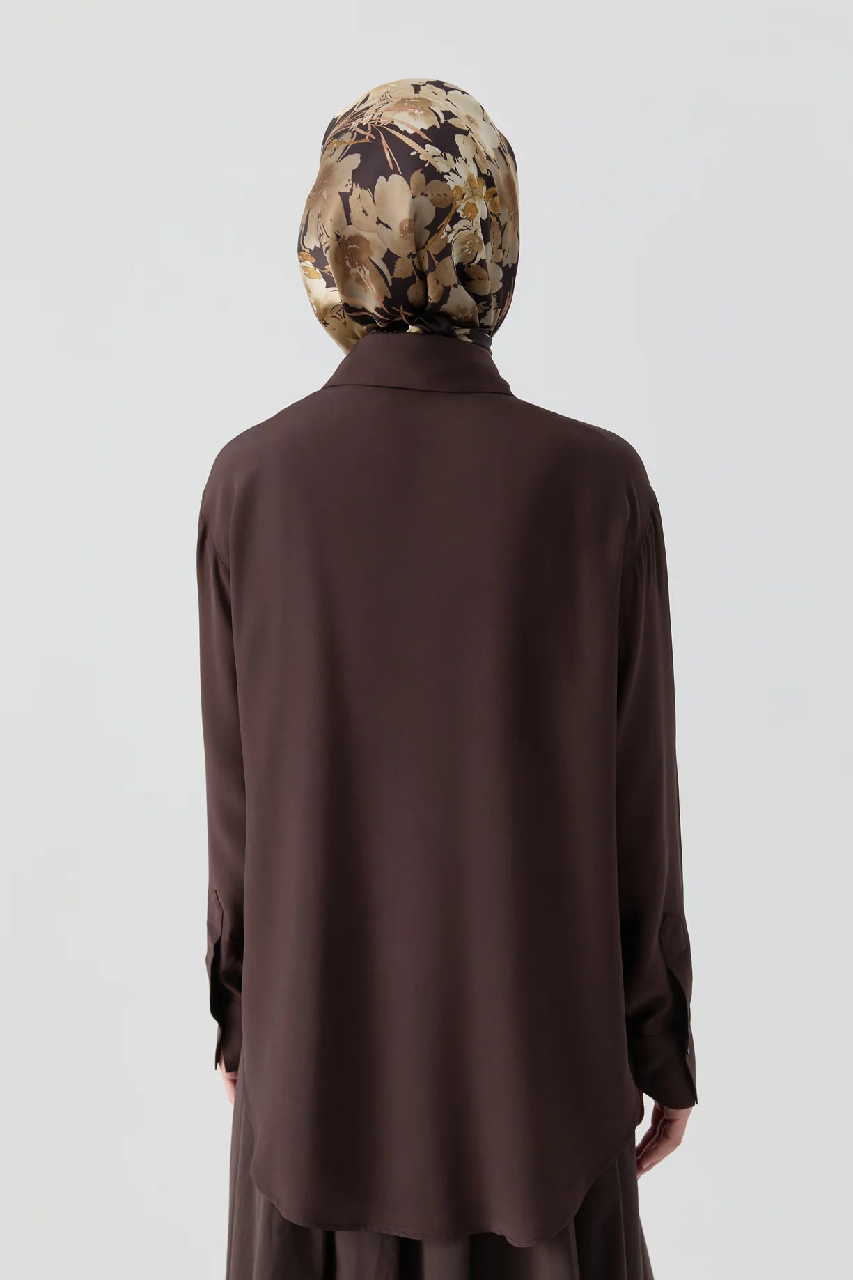 Chemise basique avec papillon