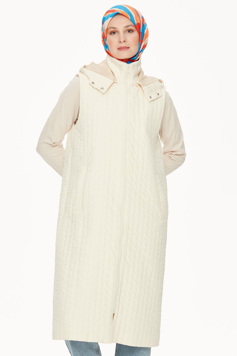 Veste sans manches avec capuche démontable