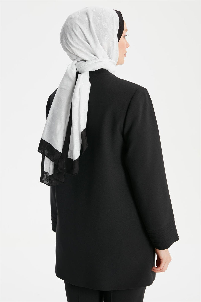 Veste détaillée côtelée à fermeture éclair et col juge de grande taille