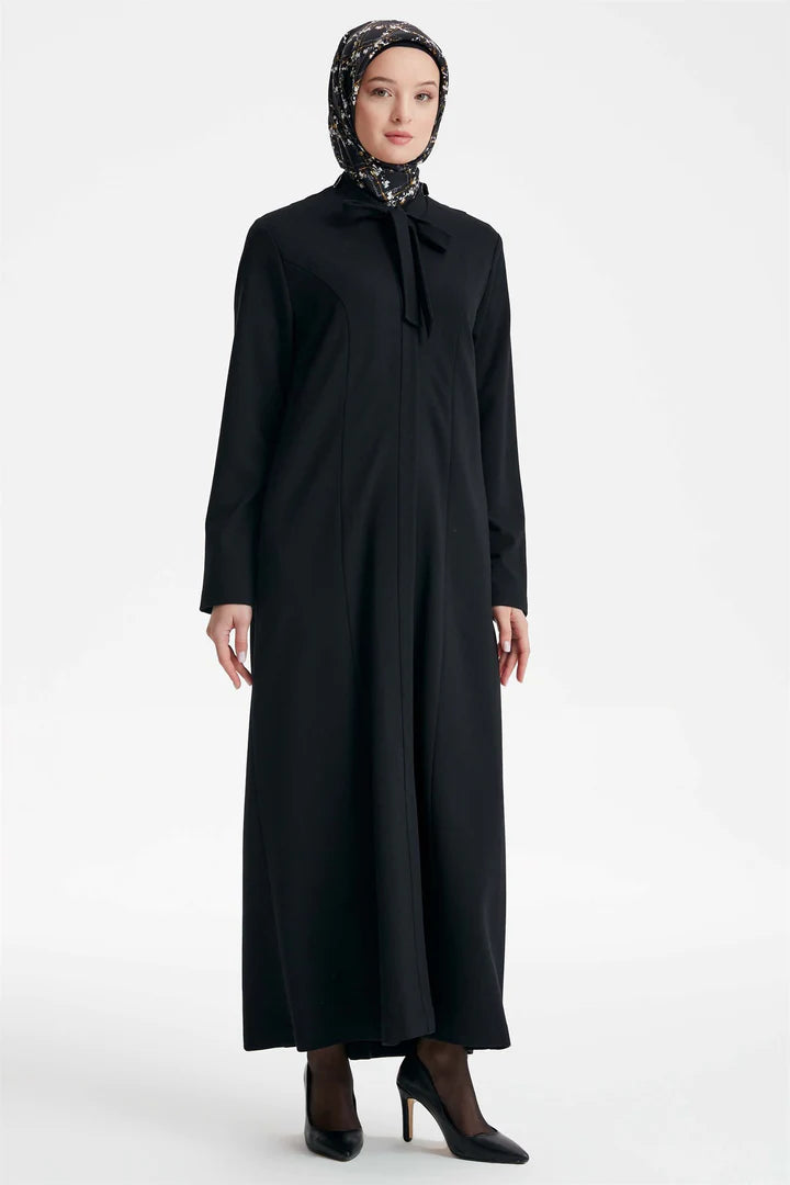 Robe abaya avec des boutons et des poches