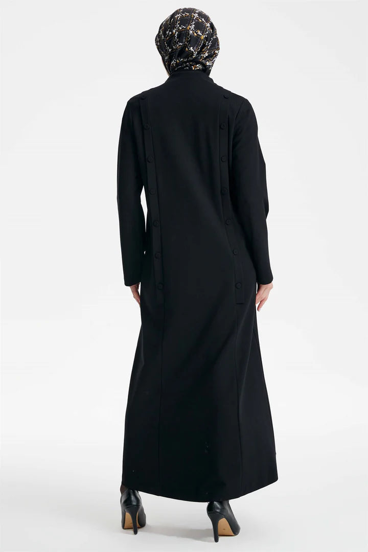 Robe abaya avec des boutons et des poches