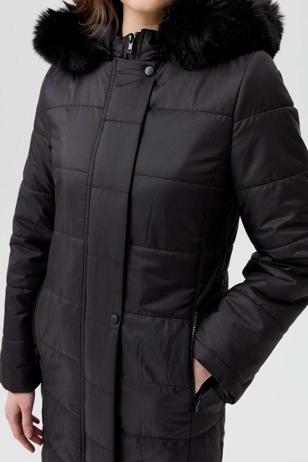 Manteau matelassé avec tunnel à l'arrière