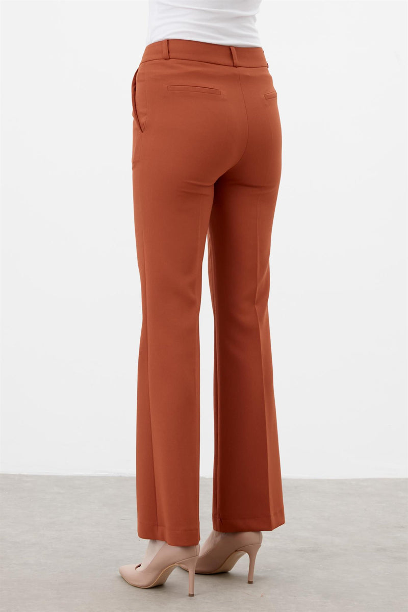 Pantalon basique évasé