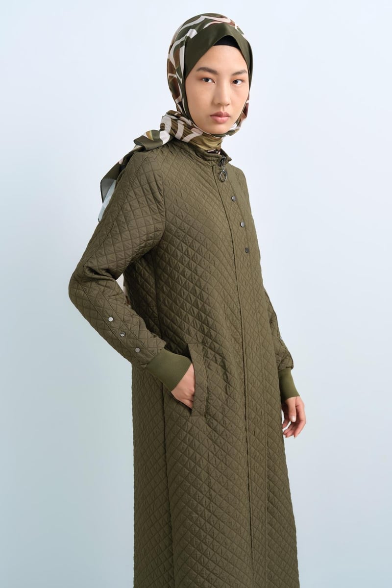 Manteau matelassé à bouton pression