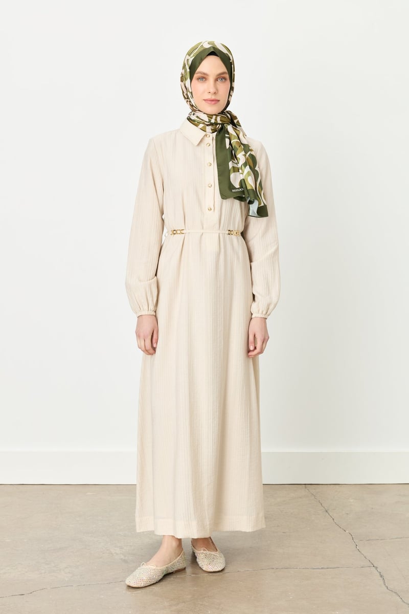 Robe avec manches élastiques