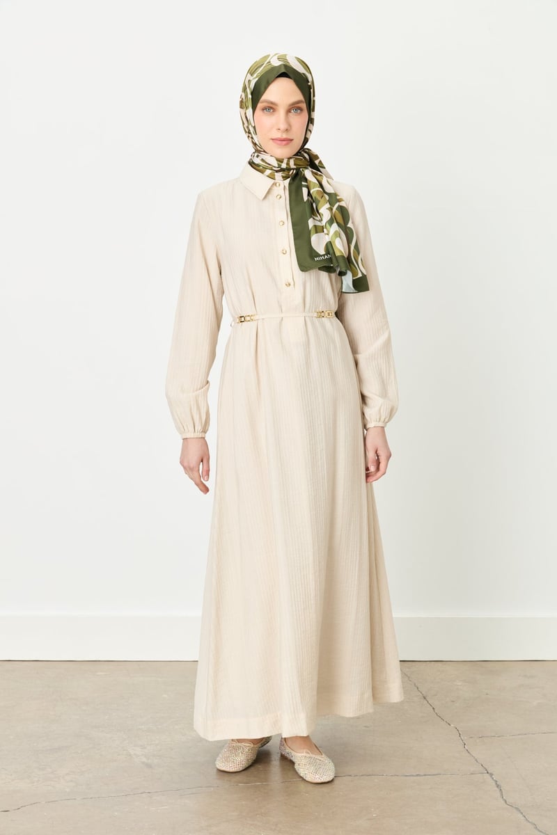 Robe avec manches élastiques