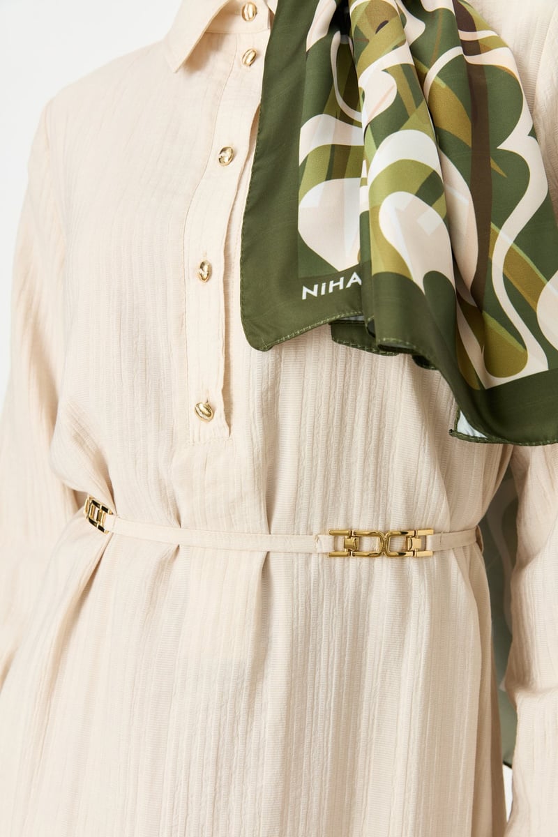 Robe avec manches élastiques