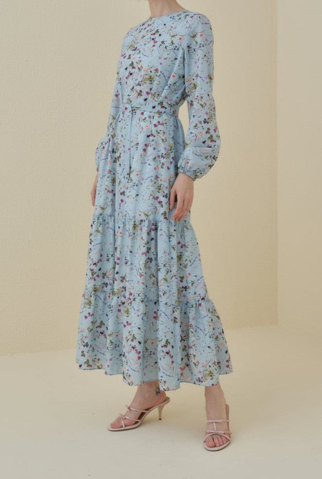 Robe à imprimé floral et jupe froncée