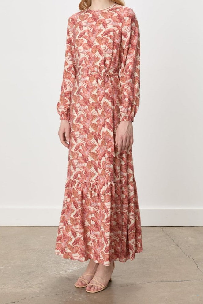 Robe imprimée avec ceinturée