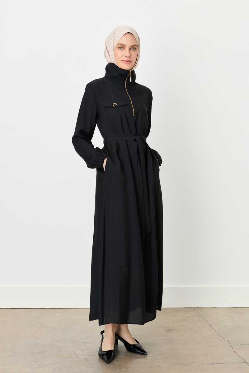 Robe avec Ceinturée