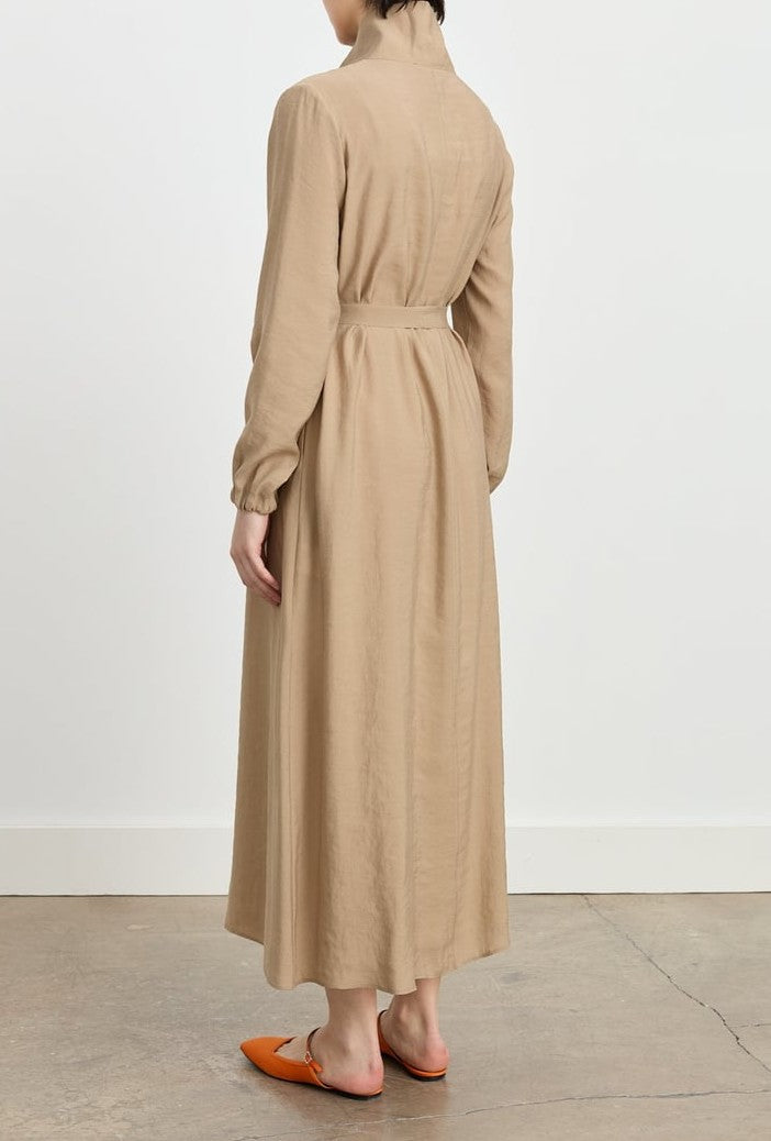 Robe avec Ceinturée