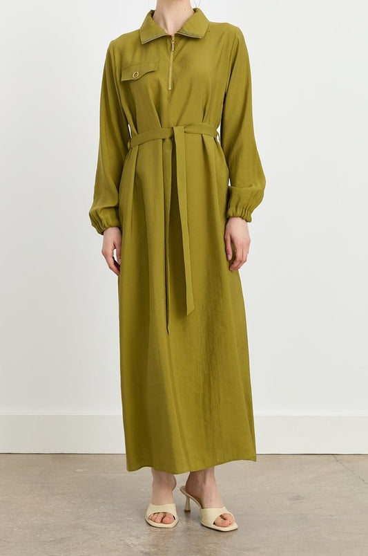 Robe avec Ceinturée