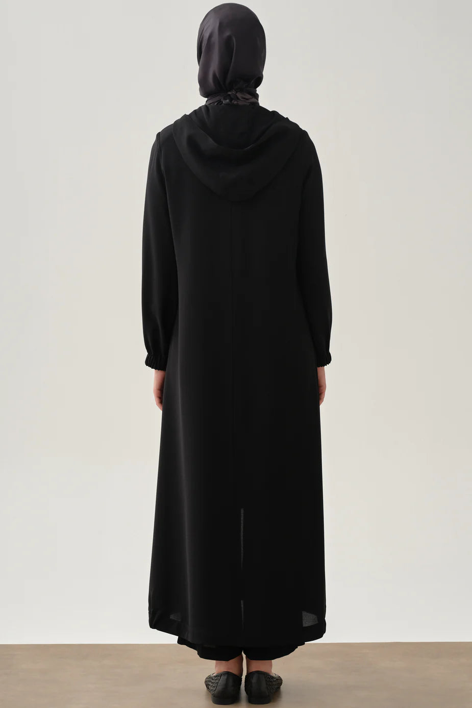 Abaya à capuche avec fermeture