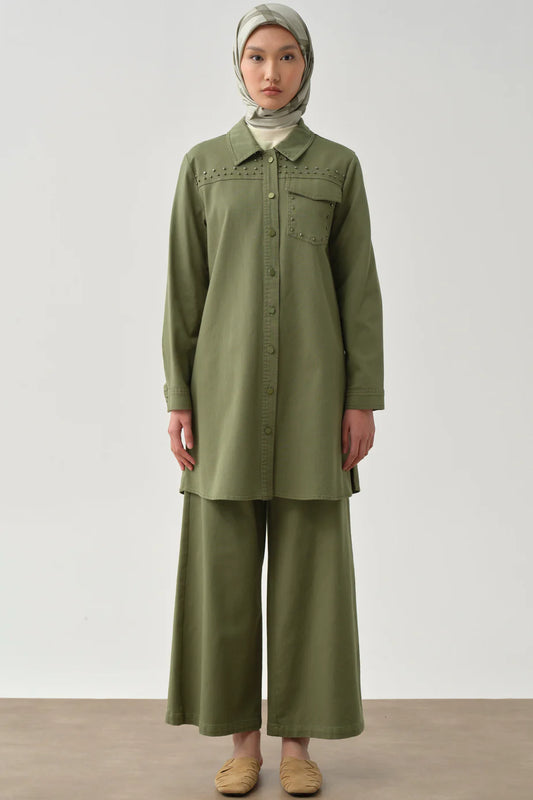 Chemise avec détaille a poche