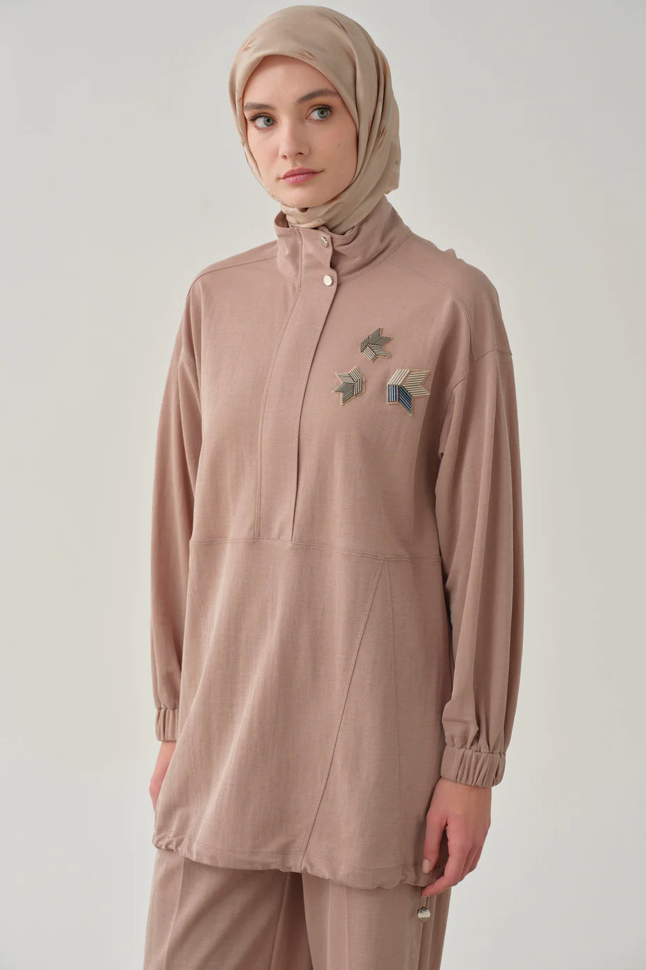 Sweat avec ourlet élastique