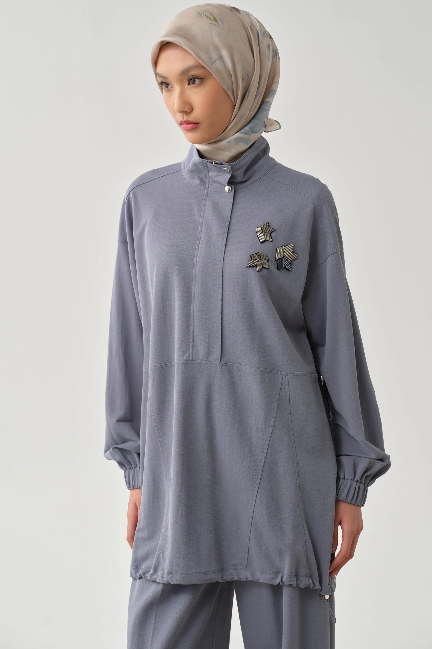 Sweat avec ourlet élastique