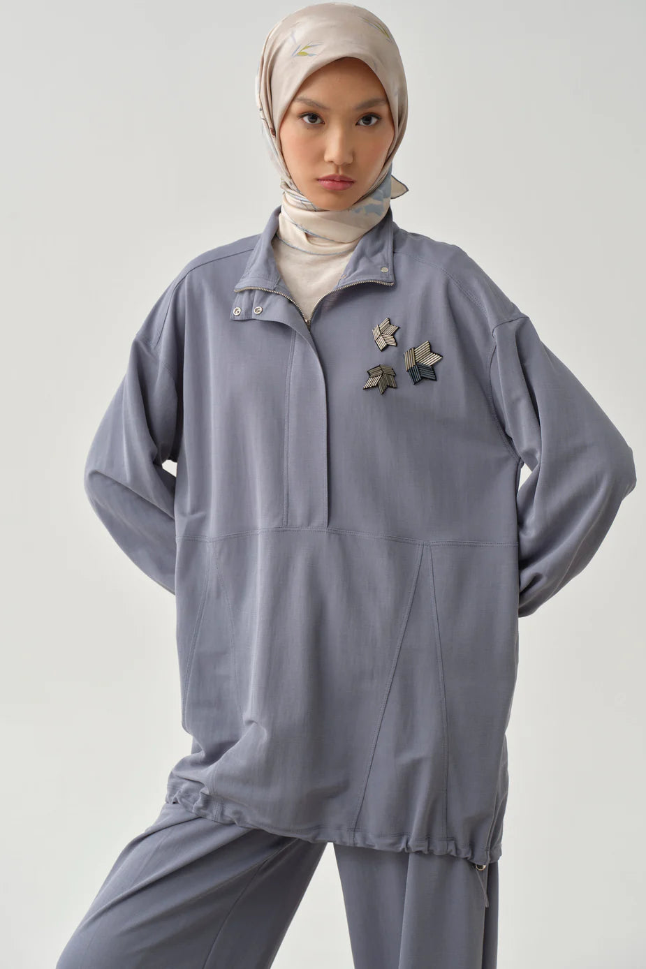 Sweat avec ourlet élastique
