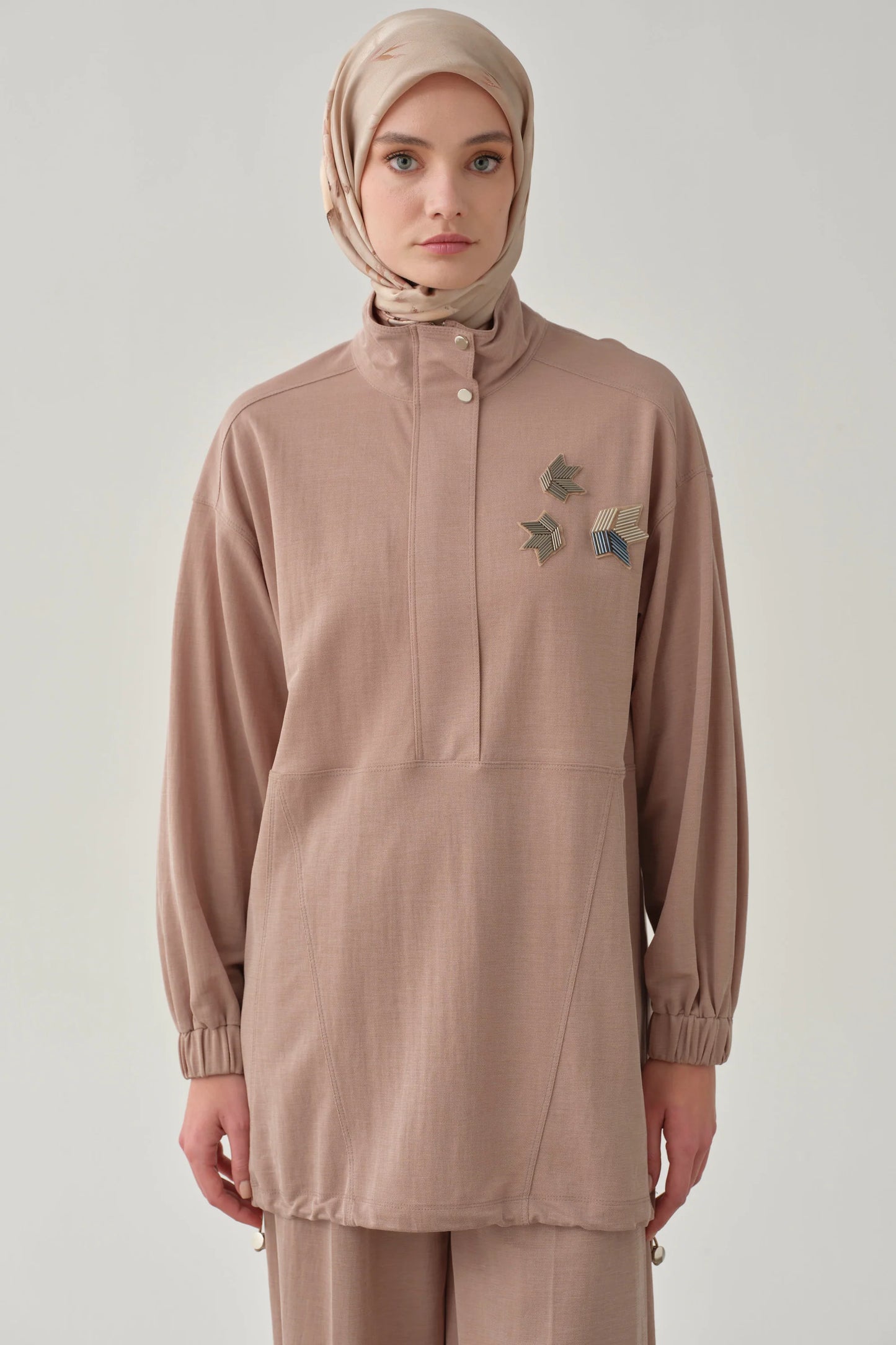 Sweat avec ourlet élastique