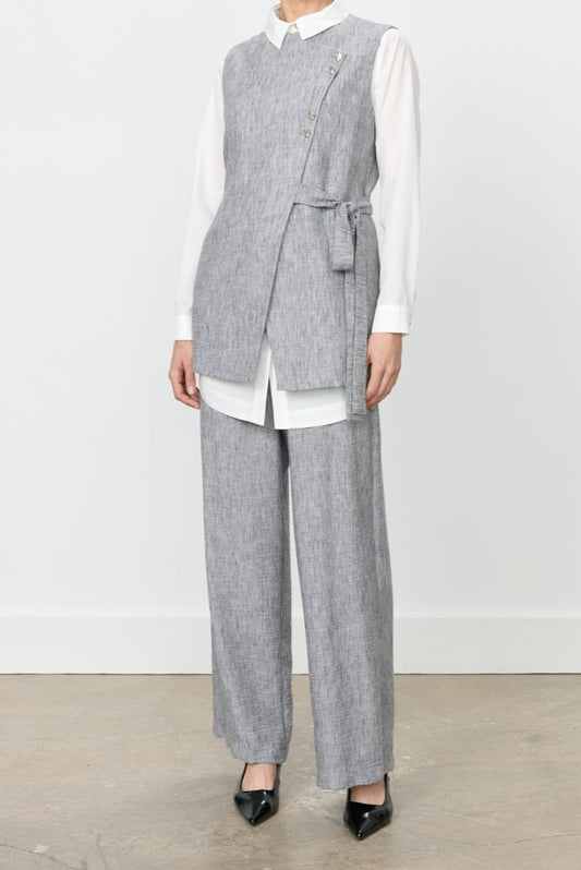 Ensemble avec à fermeture asymétrique