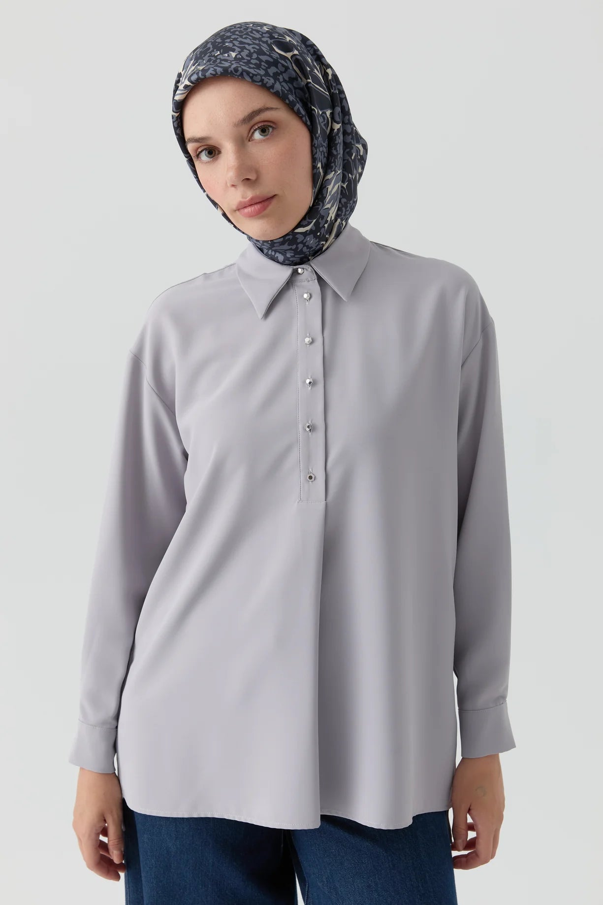 Chemise asymétrique à fentes