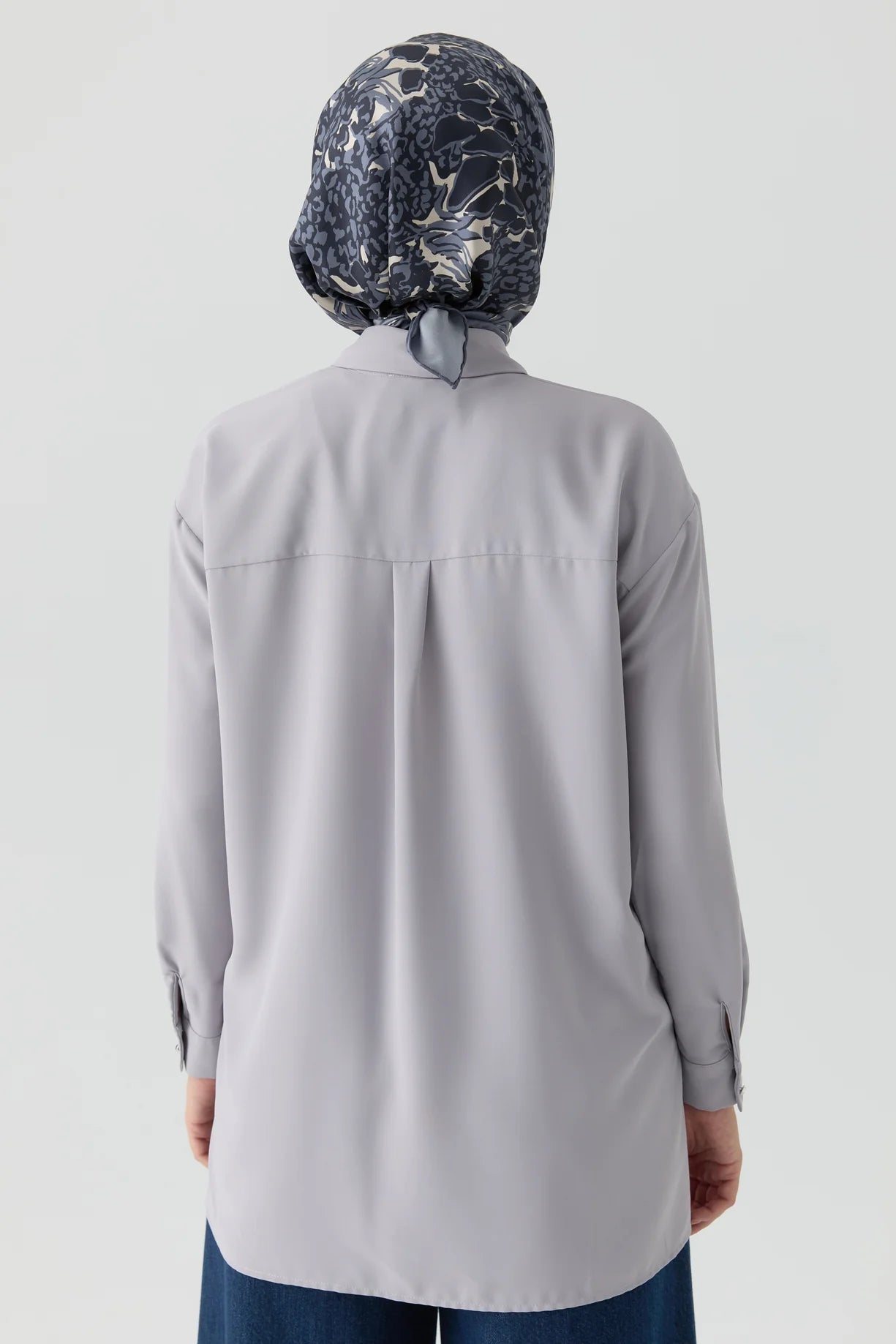 Chemise asymétrique à fentes