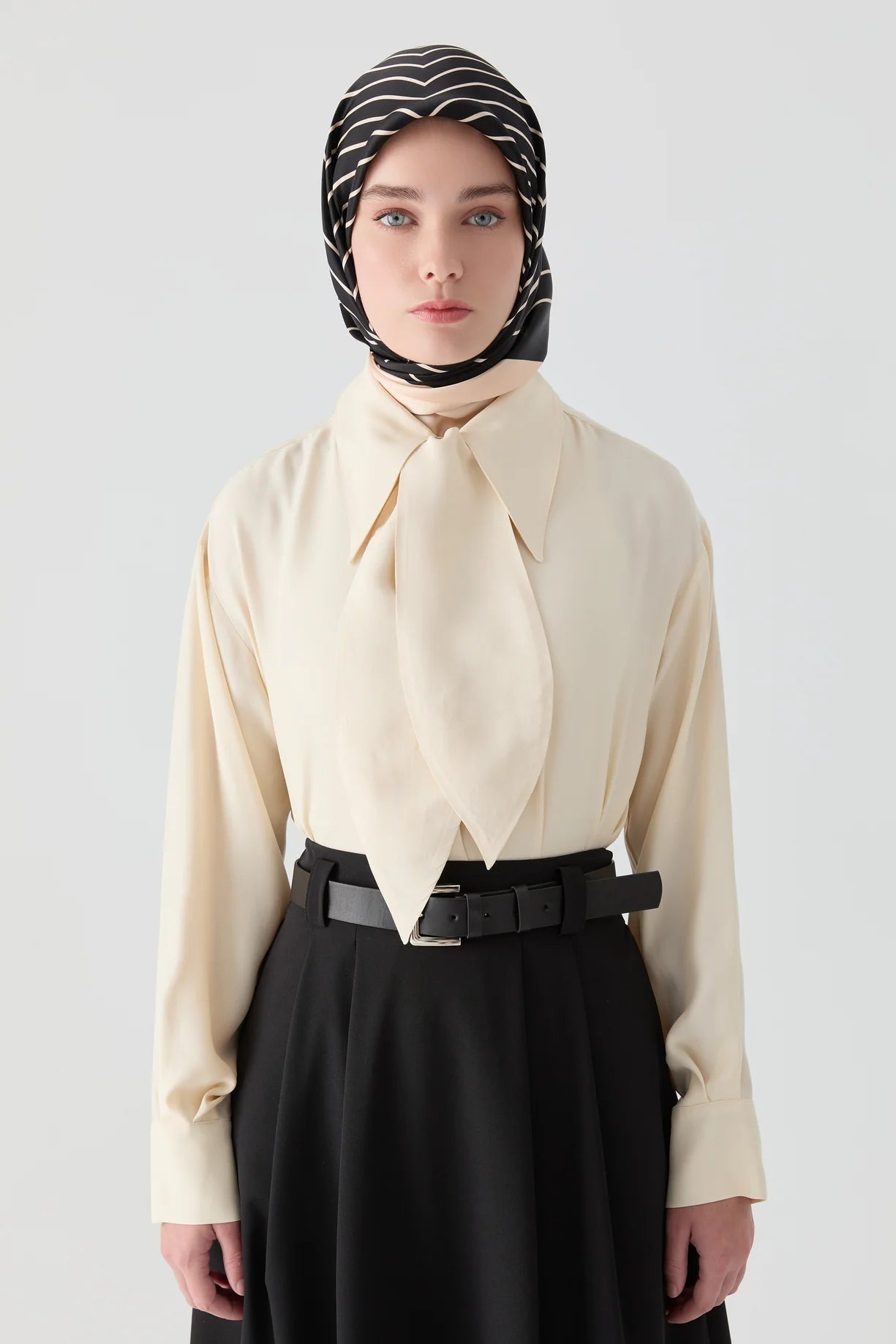 Chemise basique avec papillon