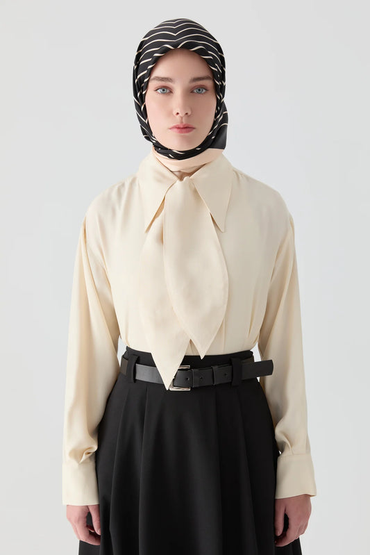 Chemise basique avec papillon