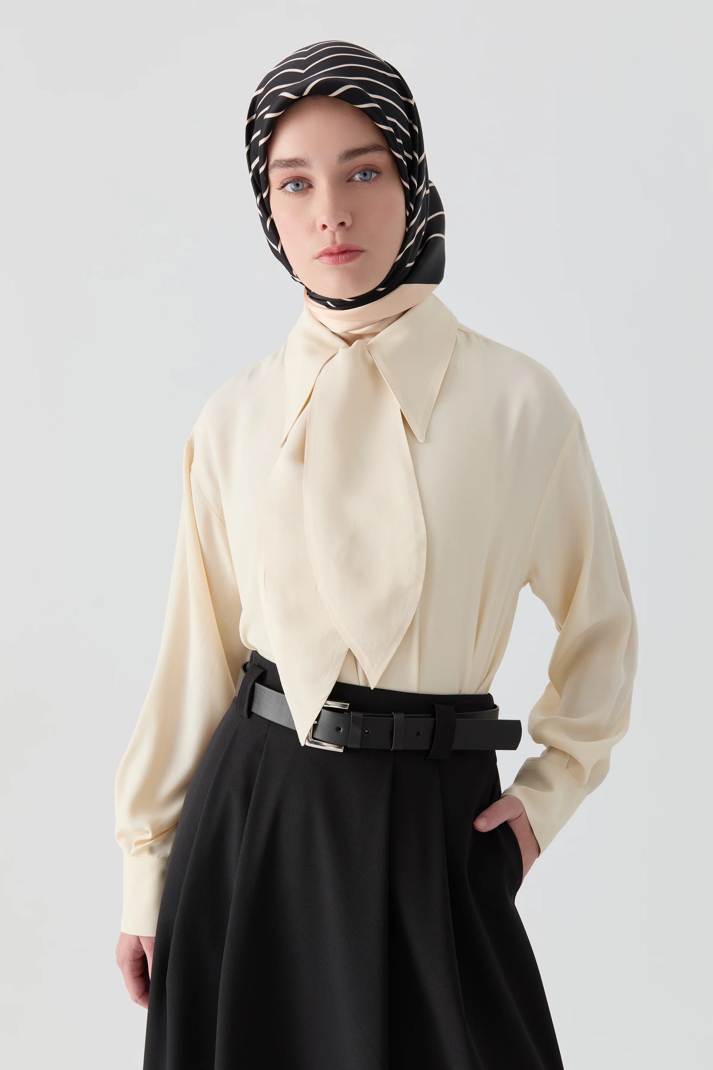Chemise basique avec papillon